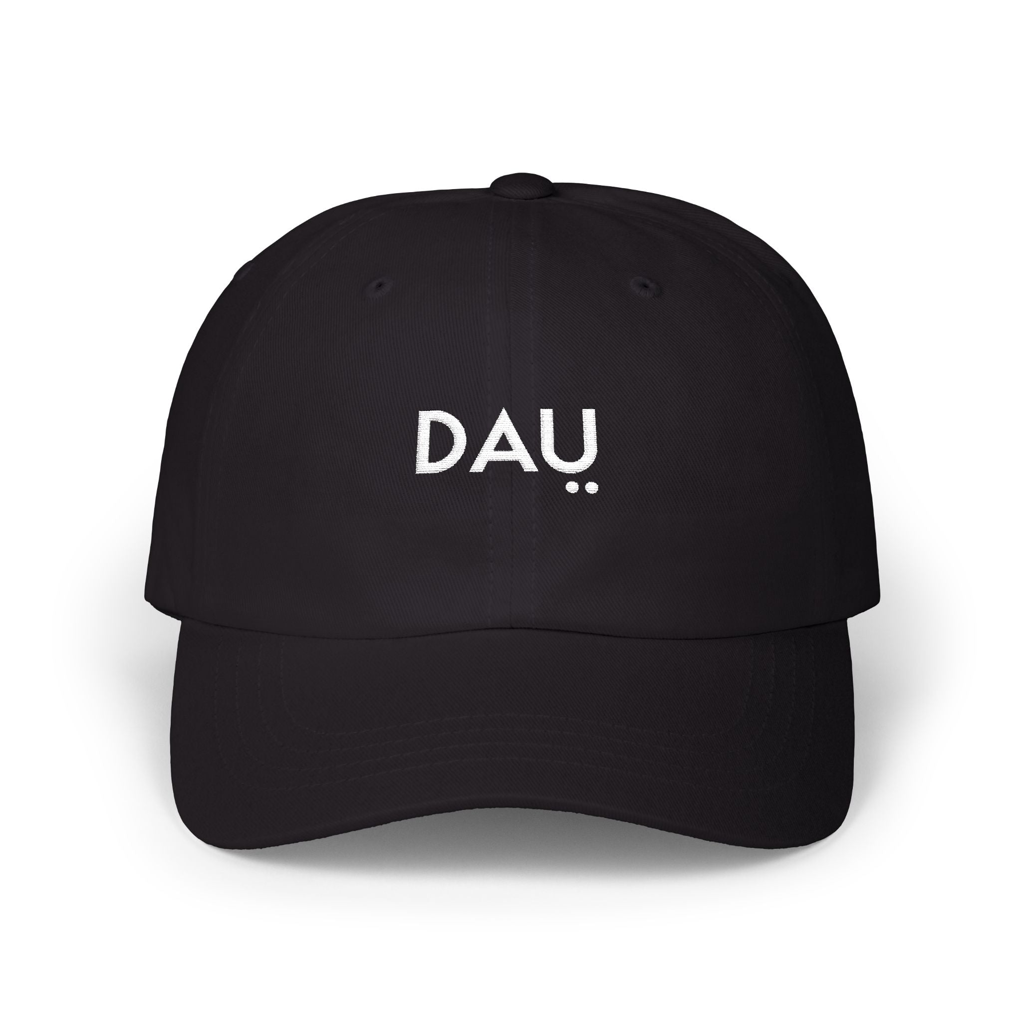 Black cap with 'DAU' embroidered on a white background